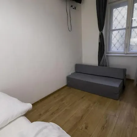 Pest-port Private Room-6 *