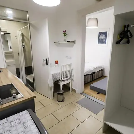 Pest-port Private Room-6 Lejlighed Budapest